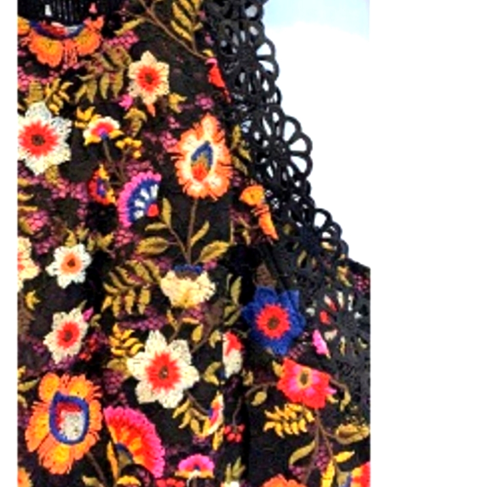Anthropologie Maeve Kirstie Embroidered Floral Sleeveless Top